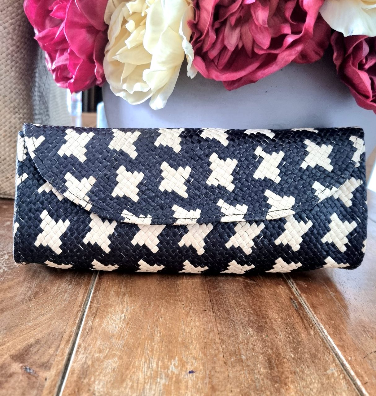 PREORDER Woven Clutch Bag | Bituin